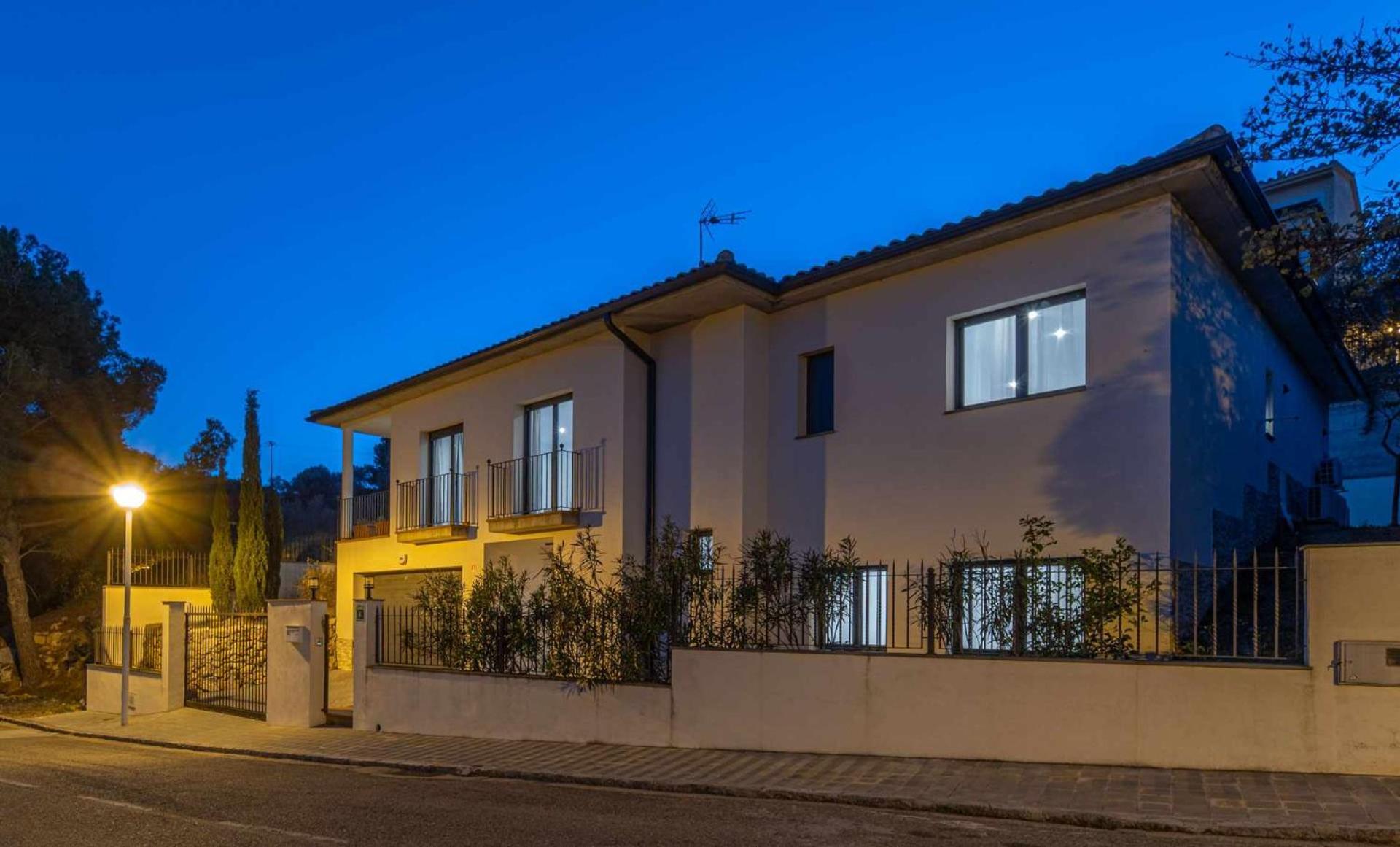 Jouvacations Villa Domenec Figueres  Ngoại thất bức ảnh