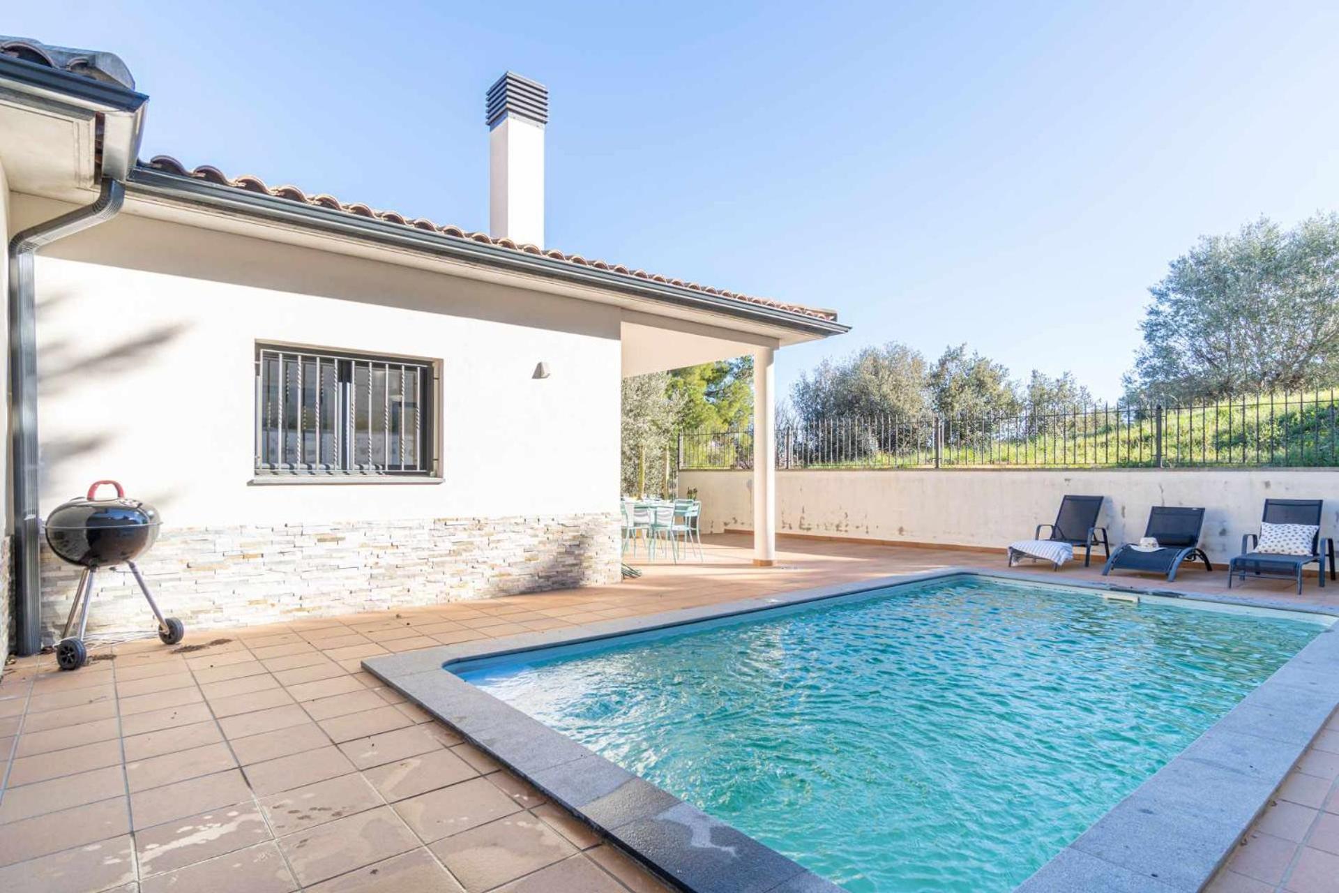 Jouvacations Villa Domenec Figueres  Ngoại thất bức ảnh