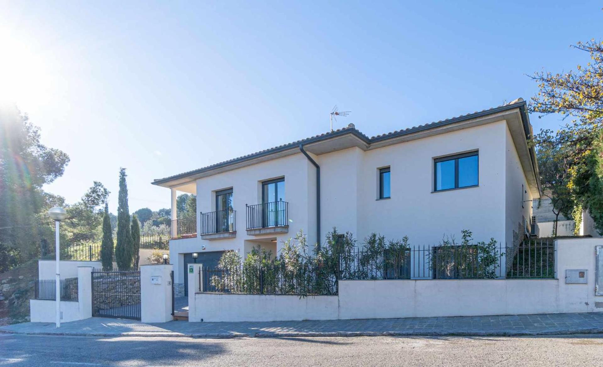 Jouvacations Villa Domenec Figueres  Ngoại thất bức ảnh